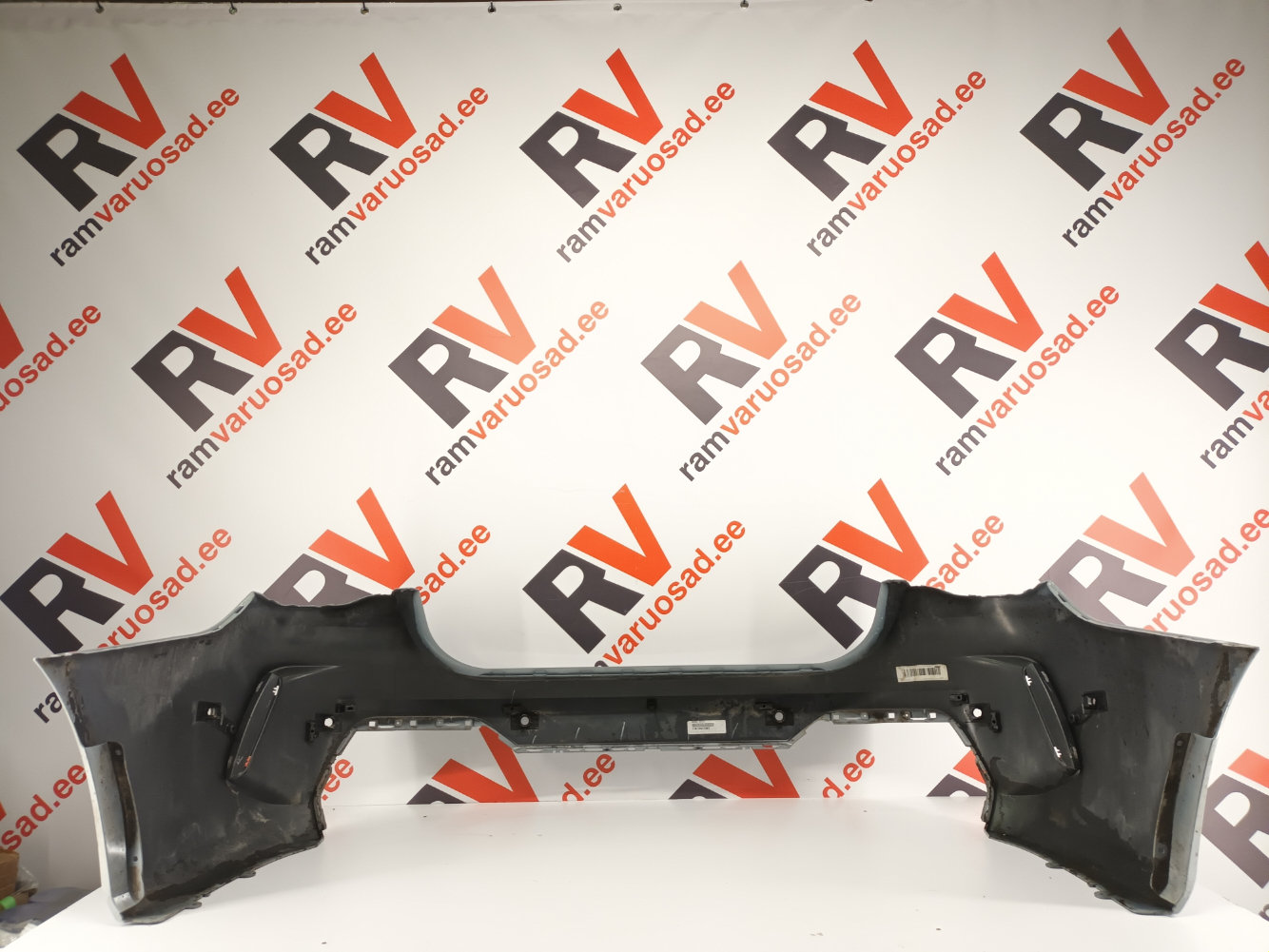 BMW 4 G22 taga stange / rear bumper - pilt 4