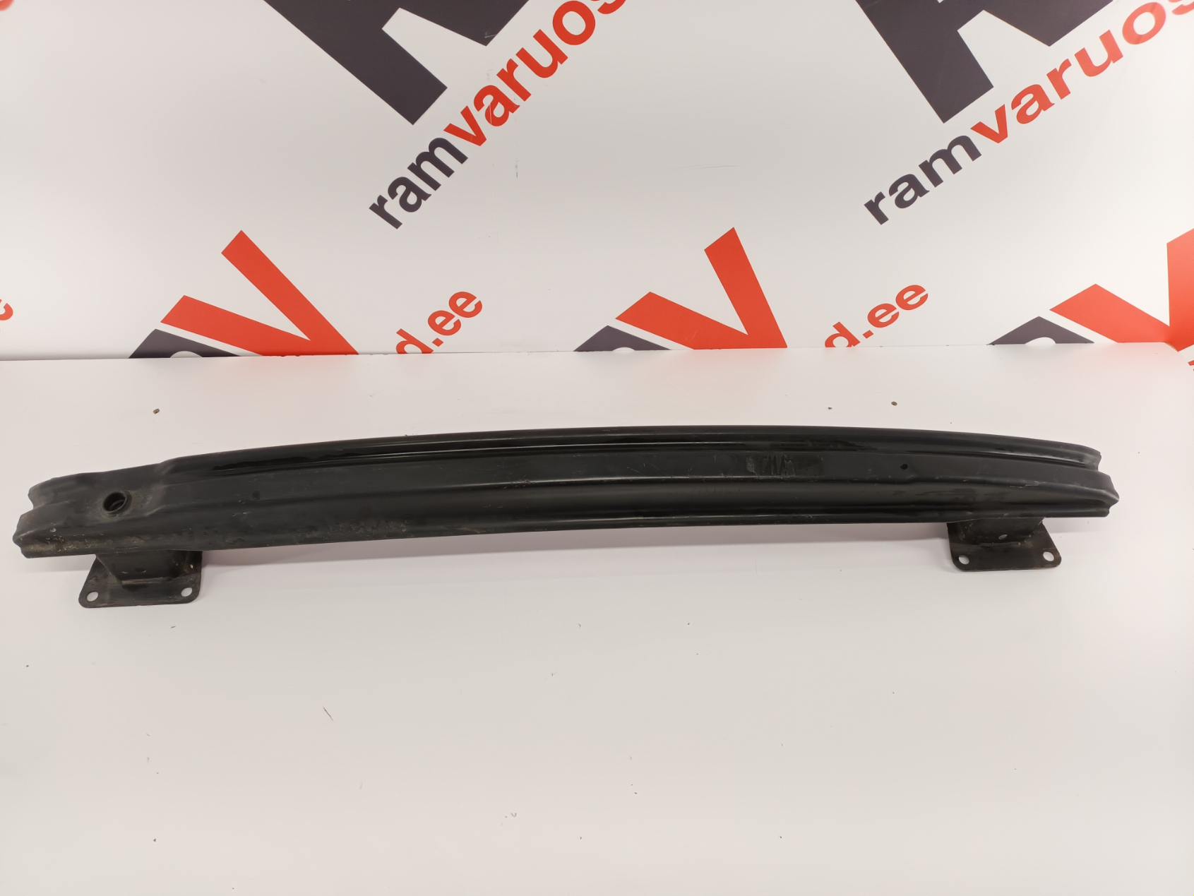 VW Passat B6 tagatala / rear crash bar