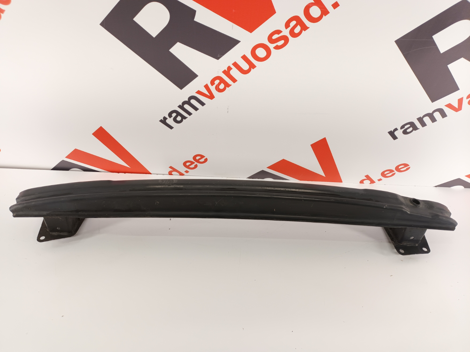 VW Passat B6 tagatala / rear crash bar - pilt 2