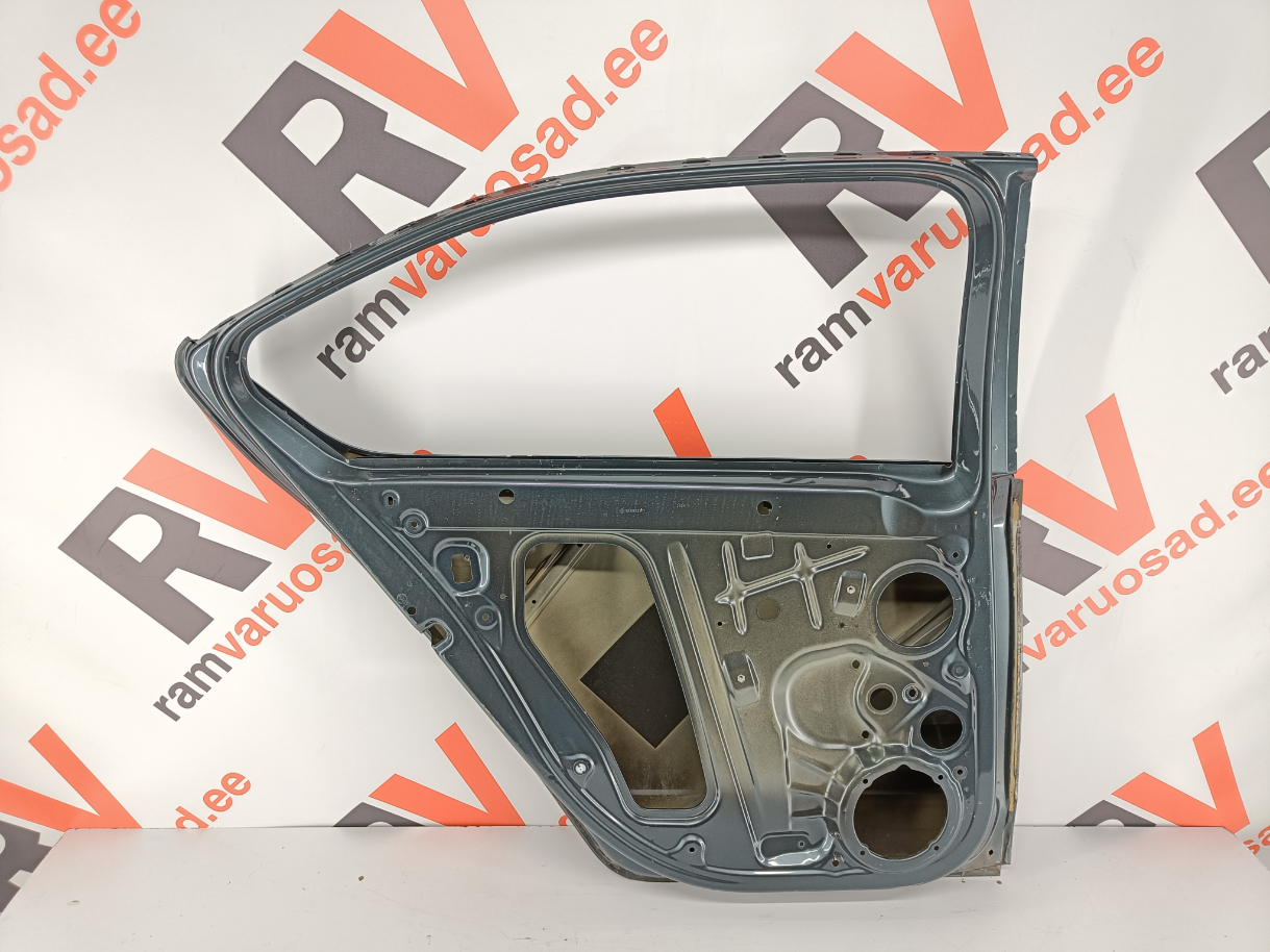 Skoda Octavia tagauks/ rear door - pilt 4