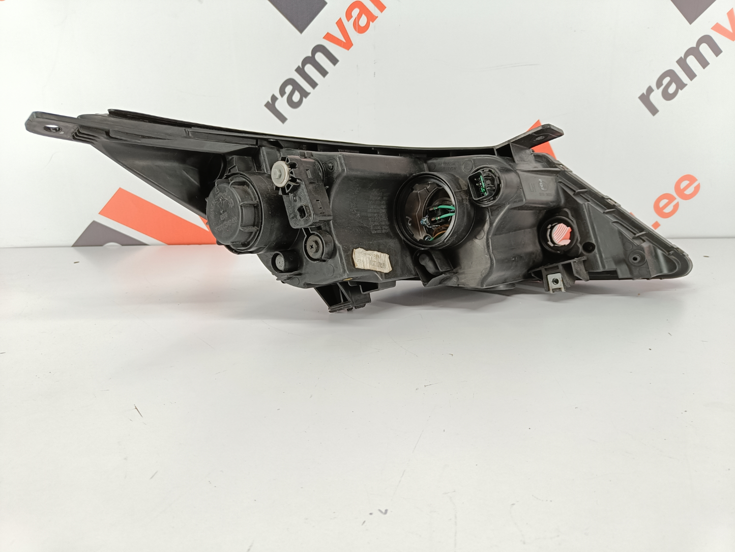 Kia Sportage esituli/ headlight - pilt 3