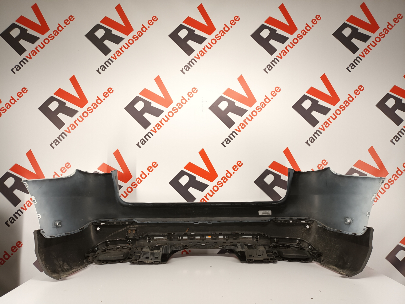 Mercedes GLC W253 tagastange / rear bumper - pilt 4