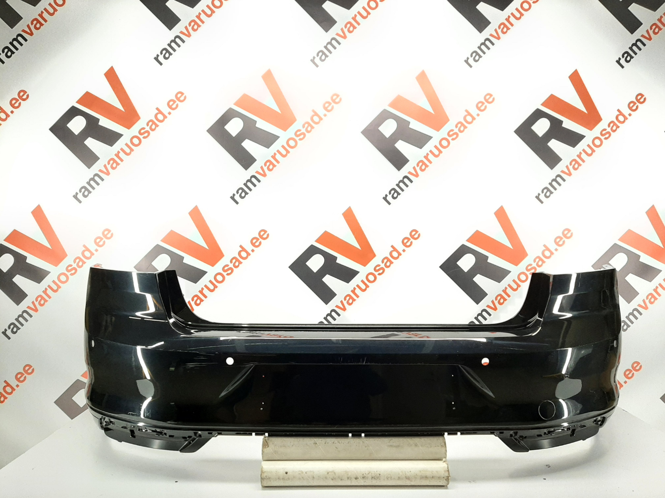 VW Passat B8 tagastange / rear bumper