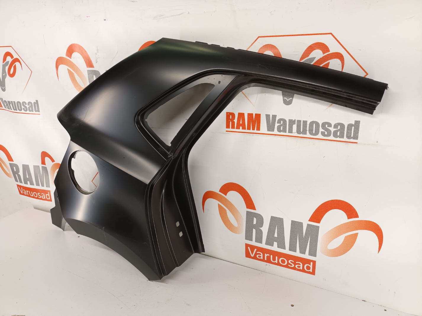 VW Polo V tagatiib / rear fender - pilt 3