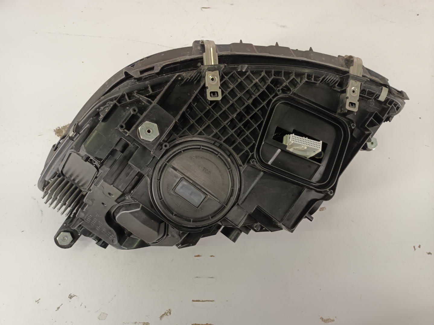 Mercedes S W222 esituli/ headlight - pilt 4