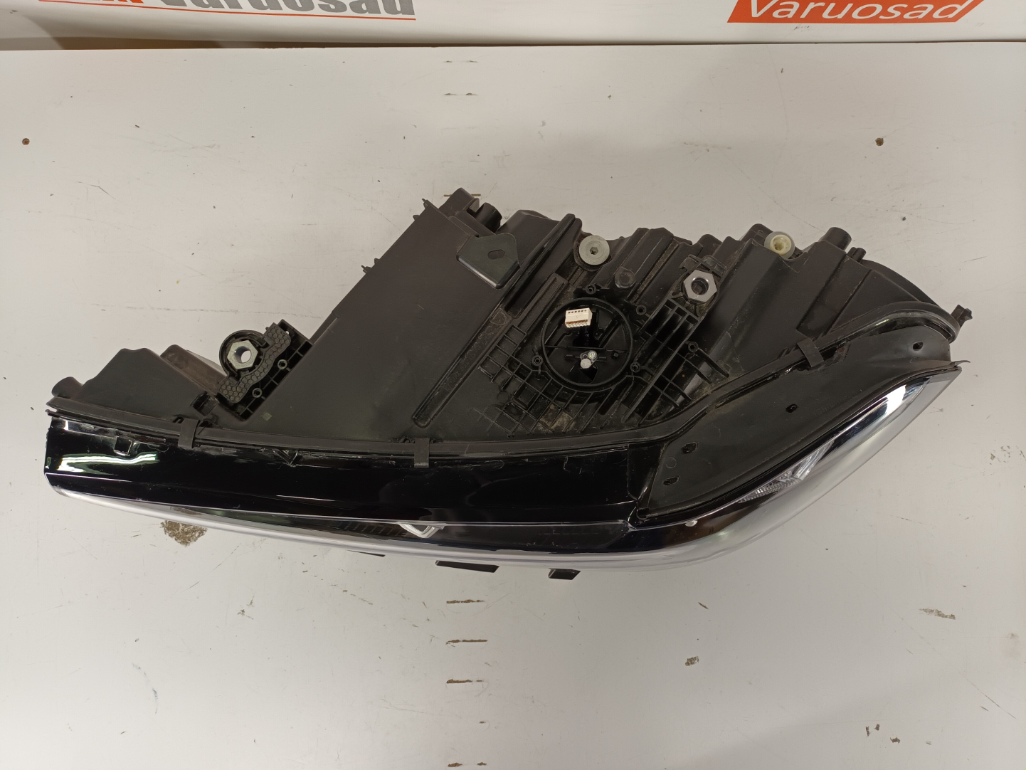 BMW X7 G07 esituli/ headlight - pilt 2