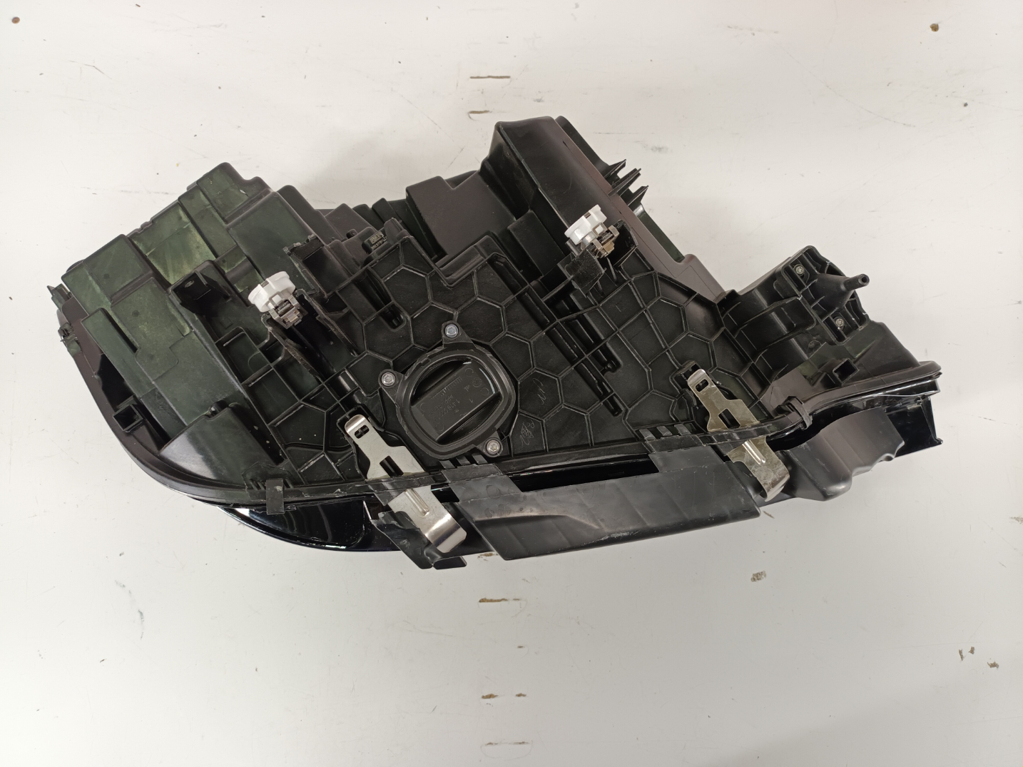 BMW X7 G07 esituli/ headlight - pilt 4