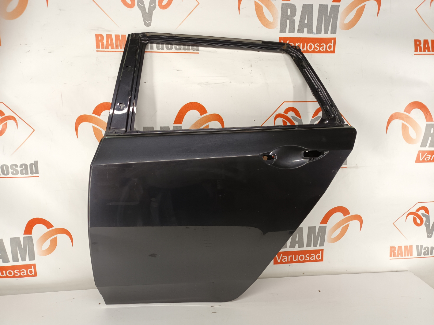 Honda Accord kombi tagauks/ rear door