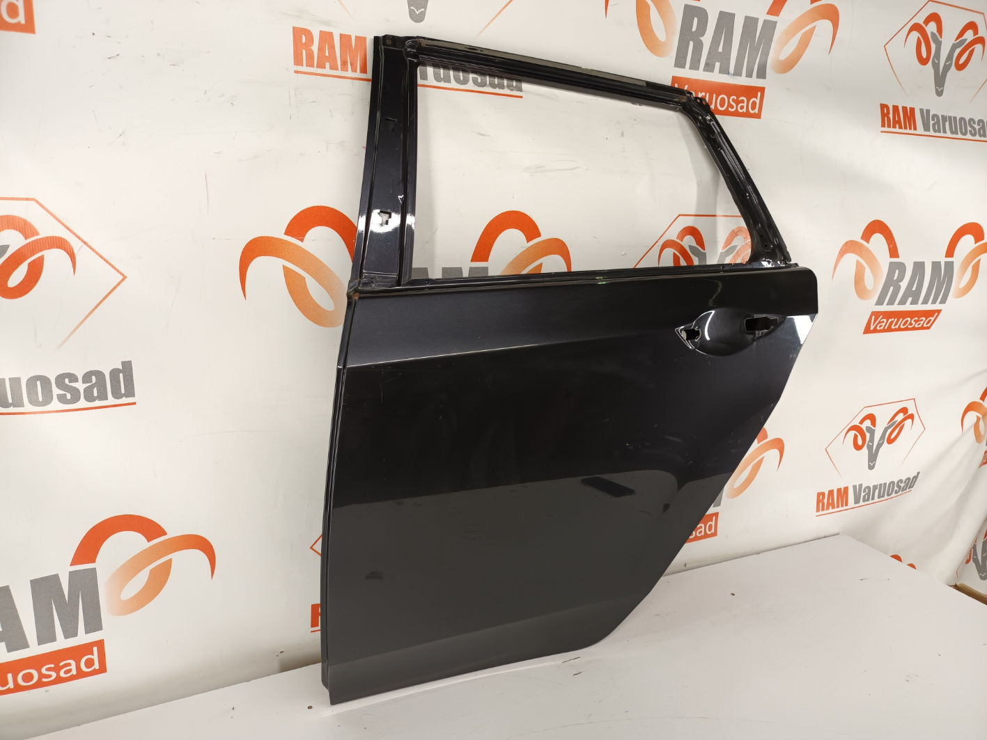 Honda Accord kombi tagauks/ rear door - pilt 2
