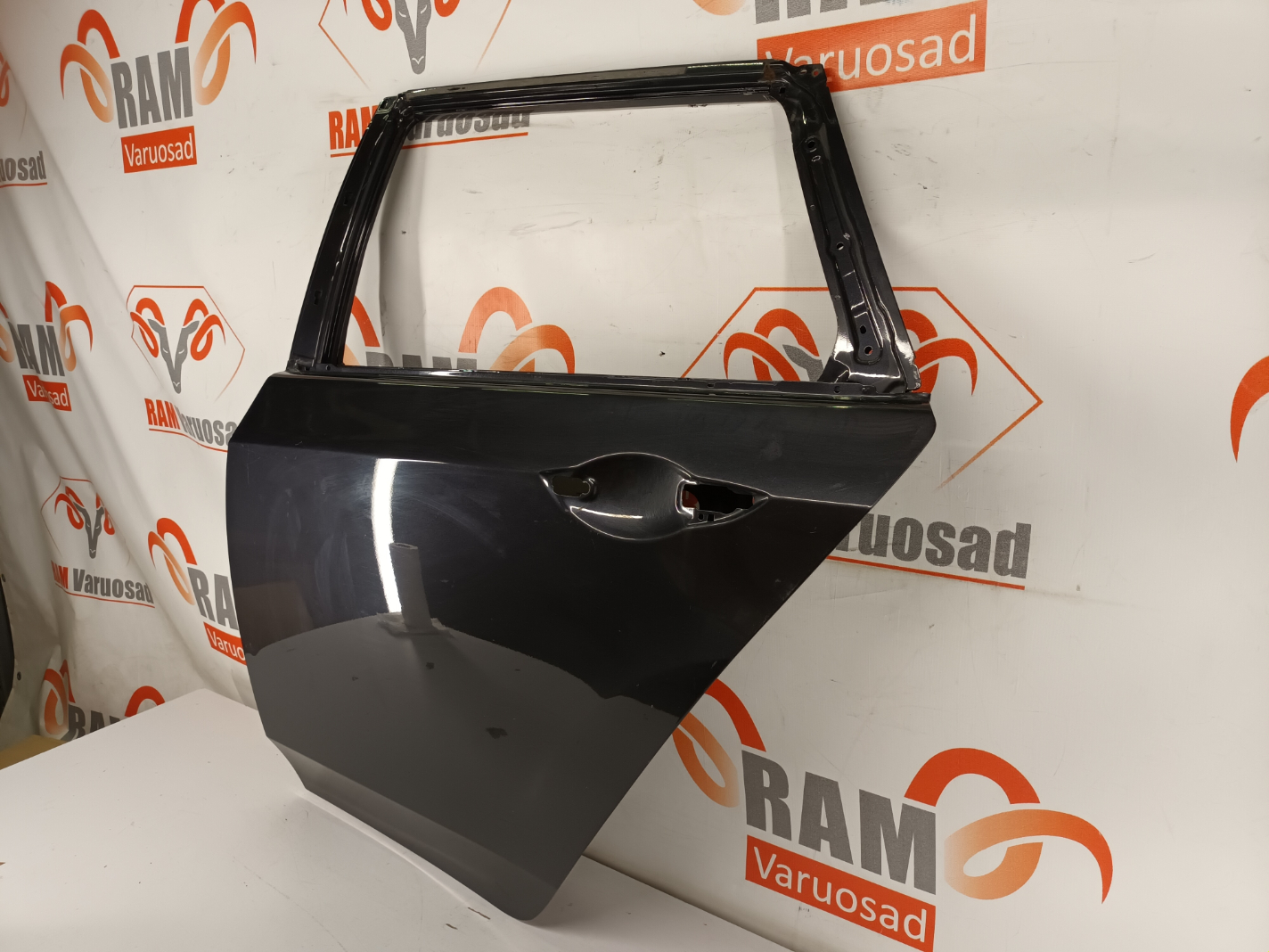 Honda Accord kombi tagauks/ rear door - pilt 3