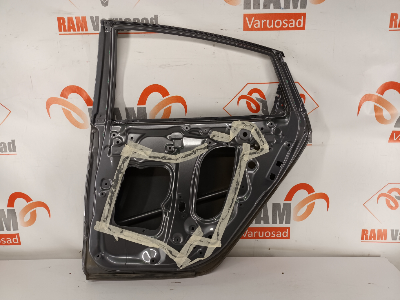 Honda Civic tagauks/ rear door - pilt 4