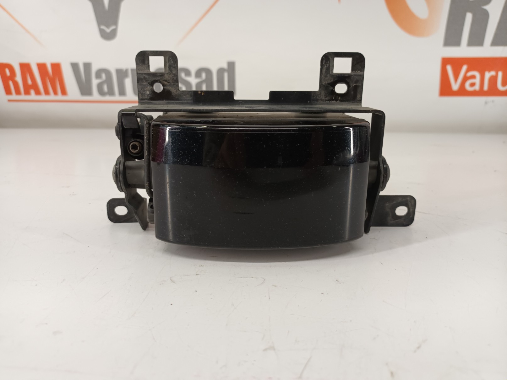 Audi A6 A7 C8 radar/ distance sensor - pilt 2