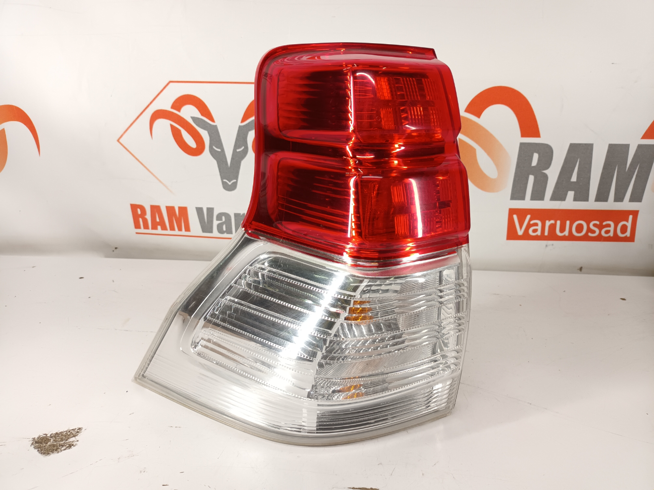 Toyota Land Cruiser tagatuli/ rear light