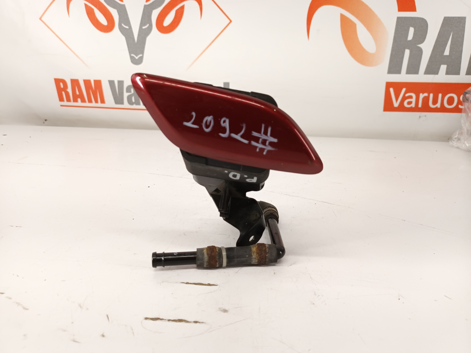 Mazda 6 tulepesur/ headlight washer