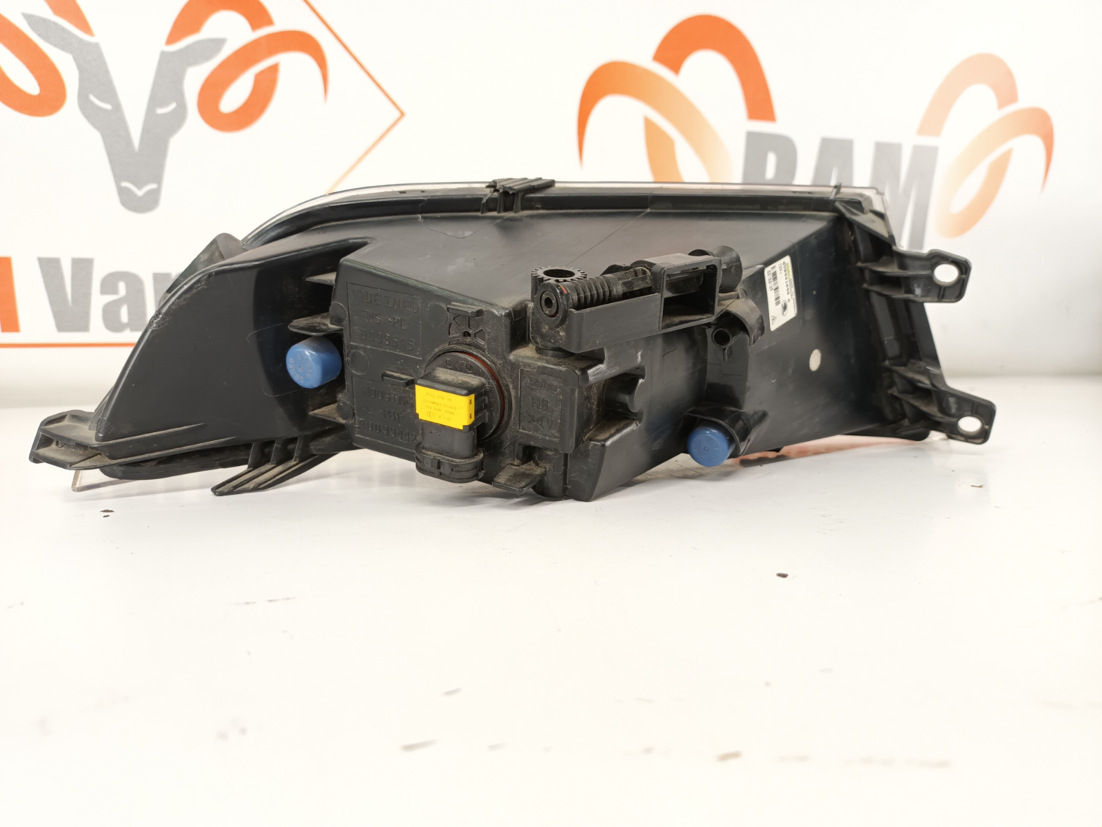 Skoda Fabia taga udutuli/ rear fog light - pilt 2