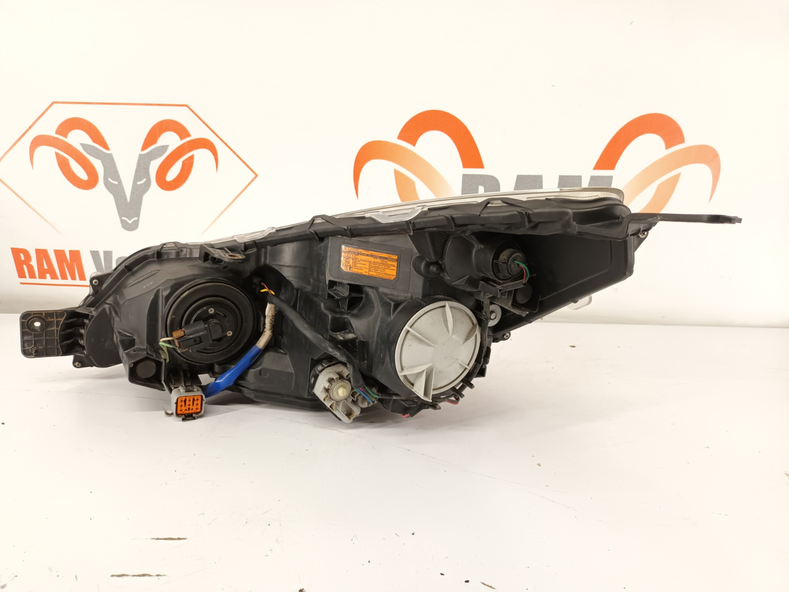 Subaru Outback FL esituli/ front headlight - pilt 2