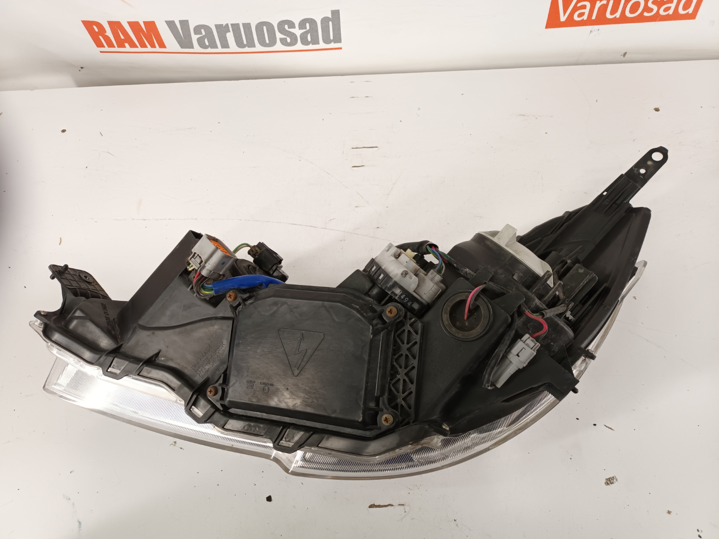 Subaru Outback FL esituli/ front headlight - pilt 4