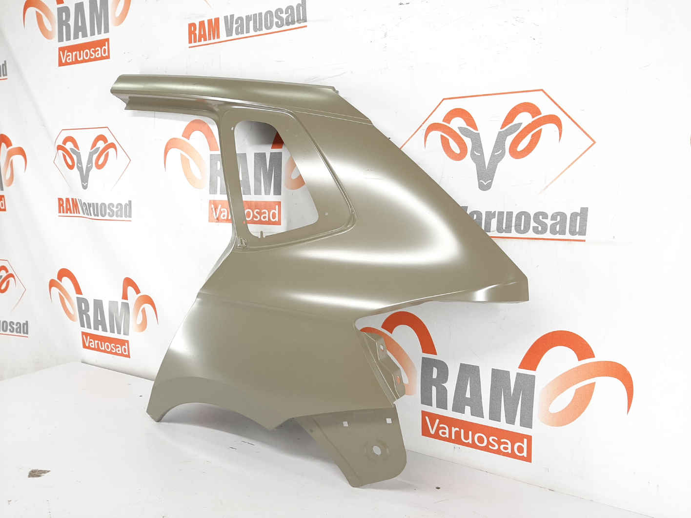 Skoda Kamiq  tagatiib / rear fender - pilt 3