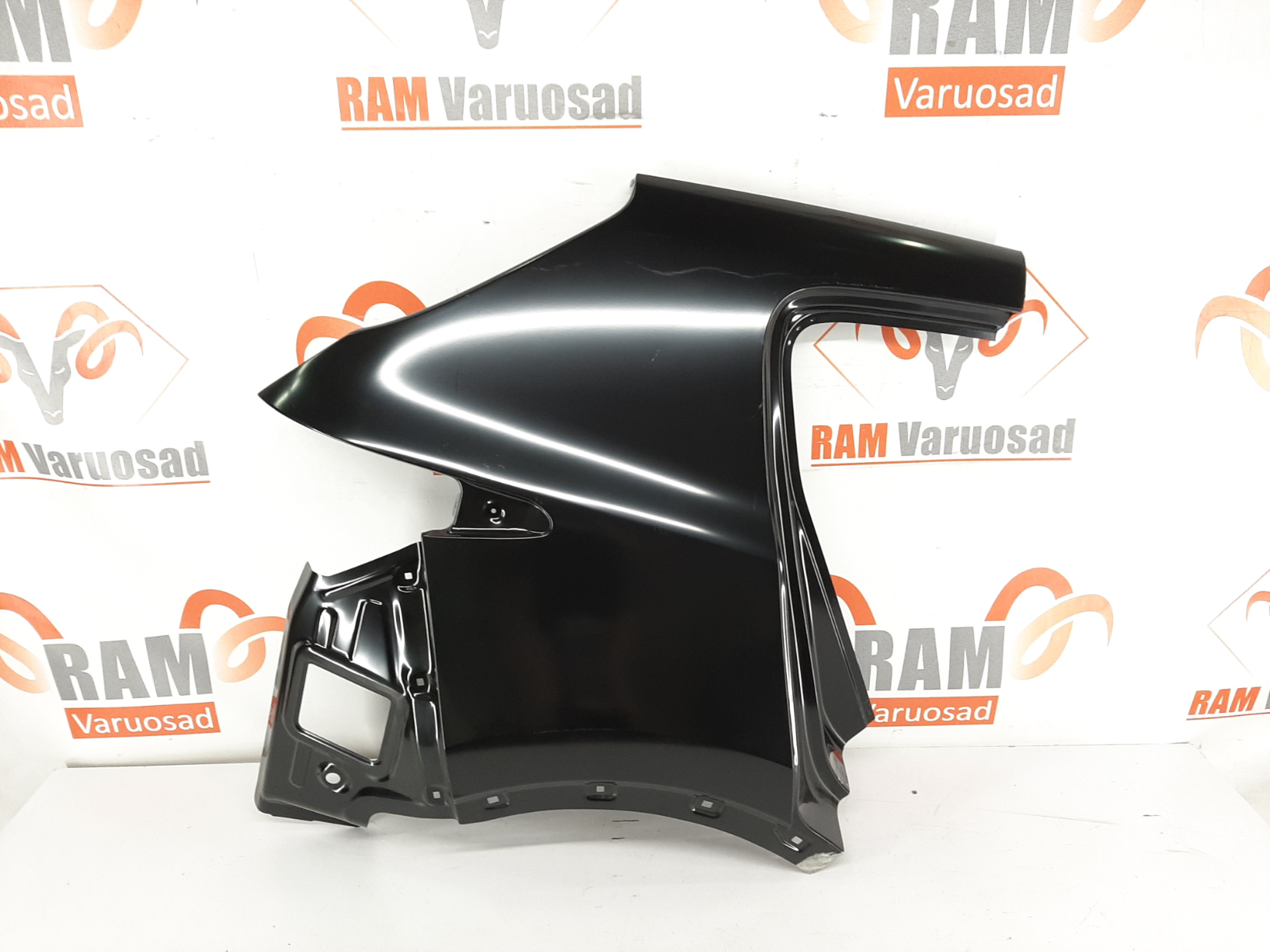 Kia Sportage tagatiib / rear fender