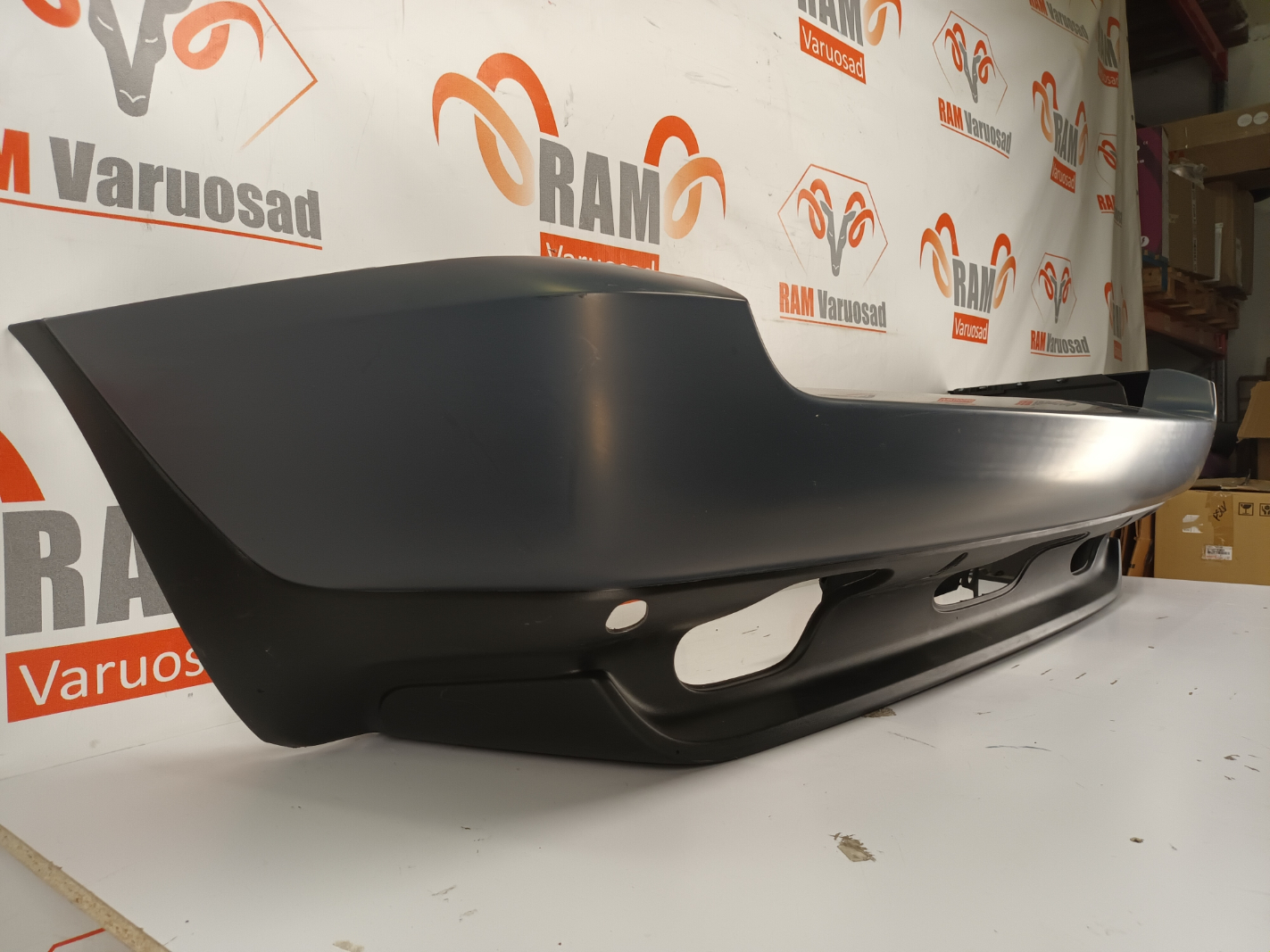 BMW X5 E53 tagastange / rear bumper - pilt 2