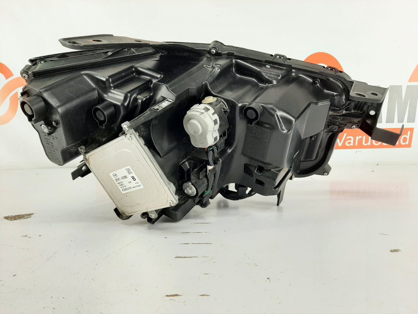 Mazda CX-30 esituli / headlight - pilt 3