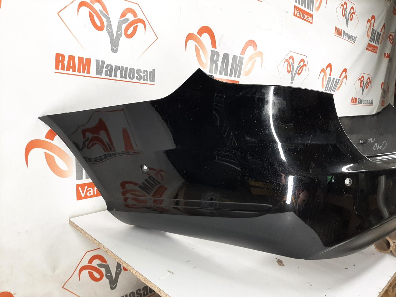 Mercedes W212 E-class FL tagastange/ rear bumper - pilt 2