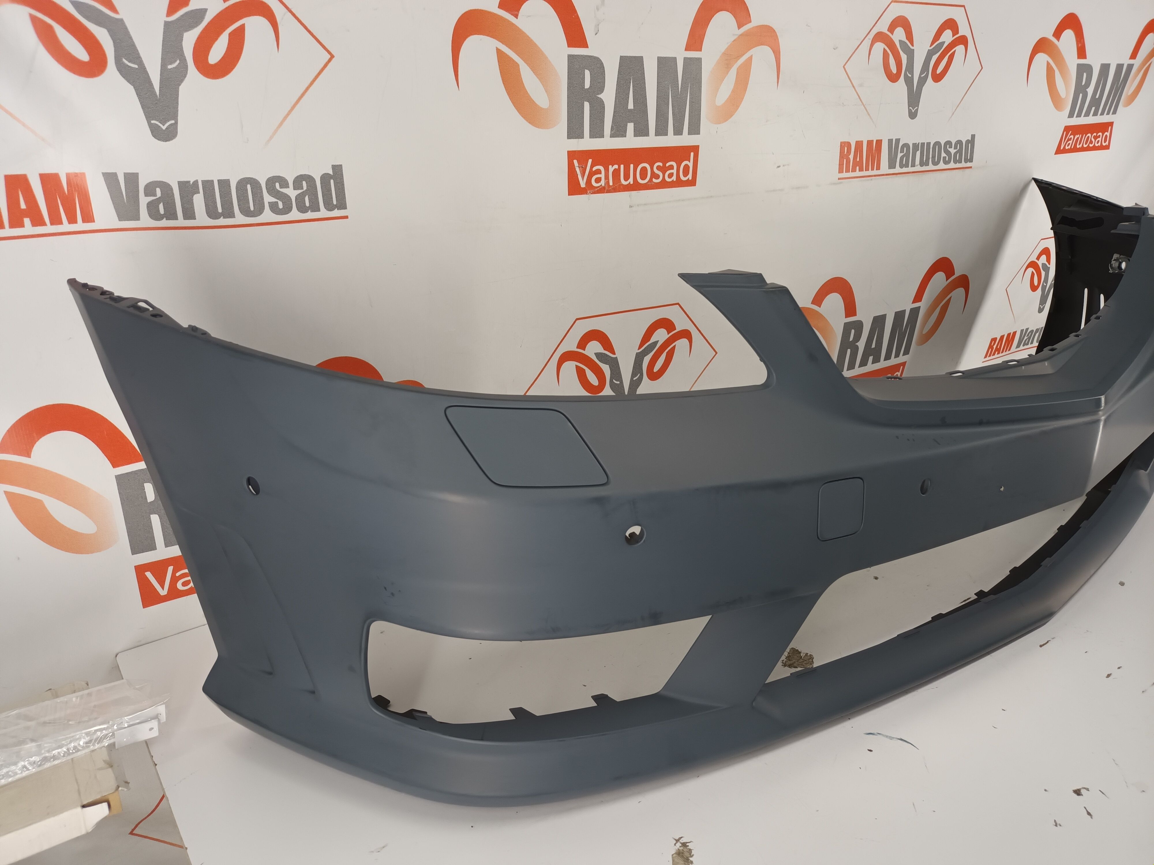 Mercedes W221 S63 AMG eesmine stange/ front bumper - pilt 2