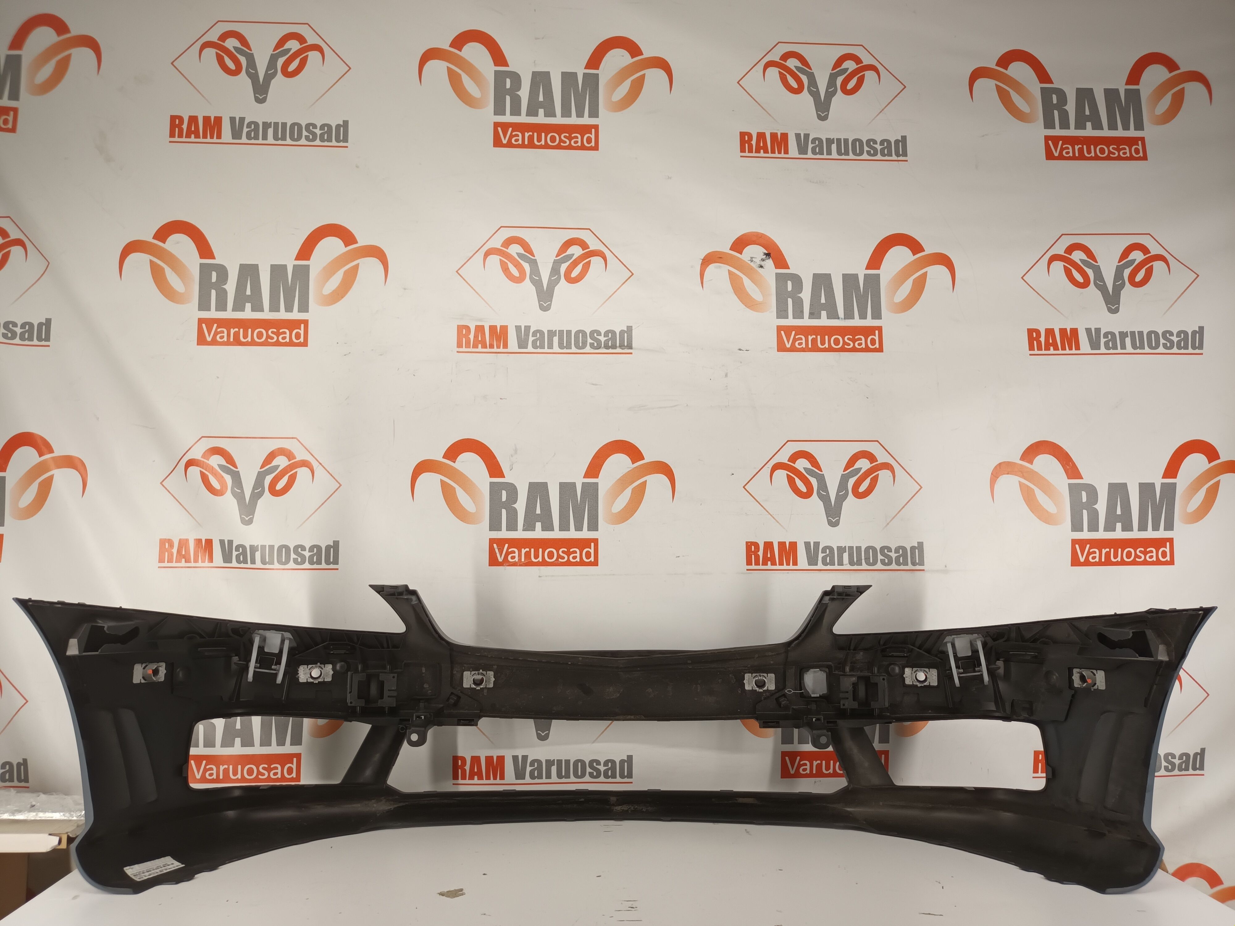 Mercedes W221 S63 AMG eesmine stange/ front bumper - pilt 4