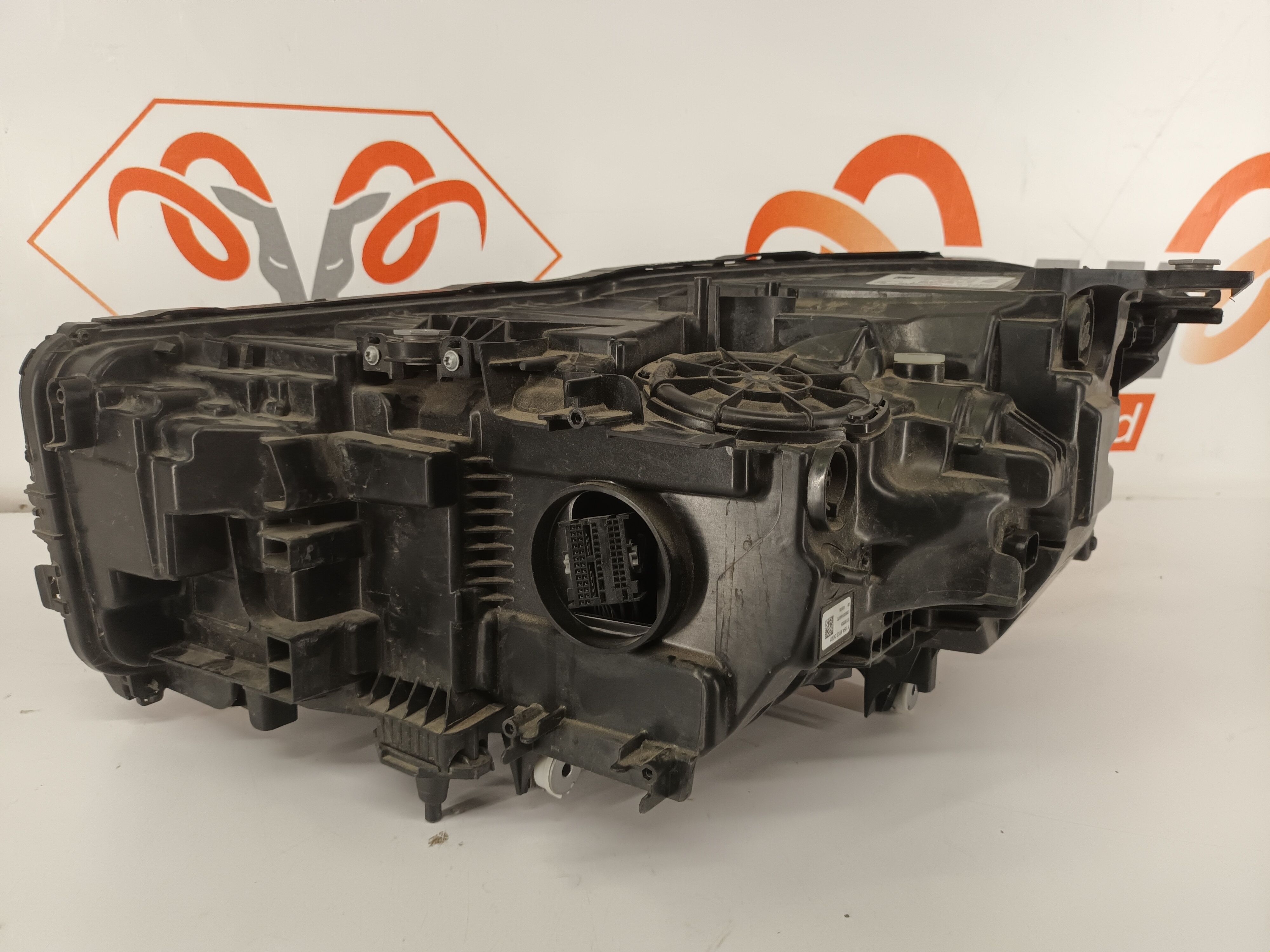 BMW 7 G11 Laser esituli/ headlight - pilt 3