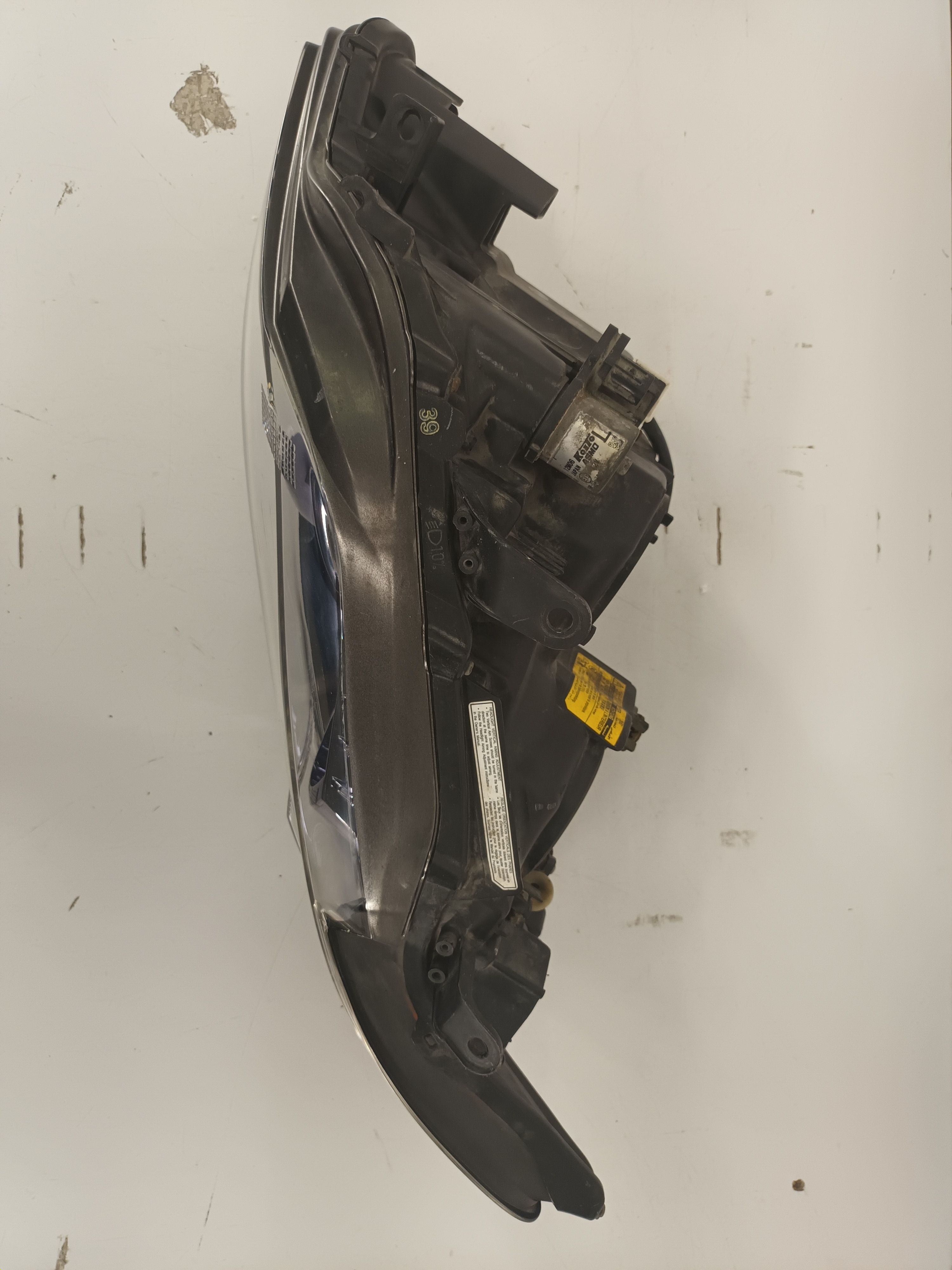 Lexus RX esituli/ headlight - pilt 2