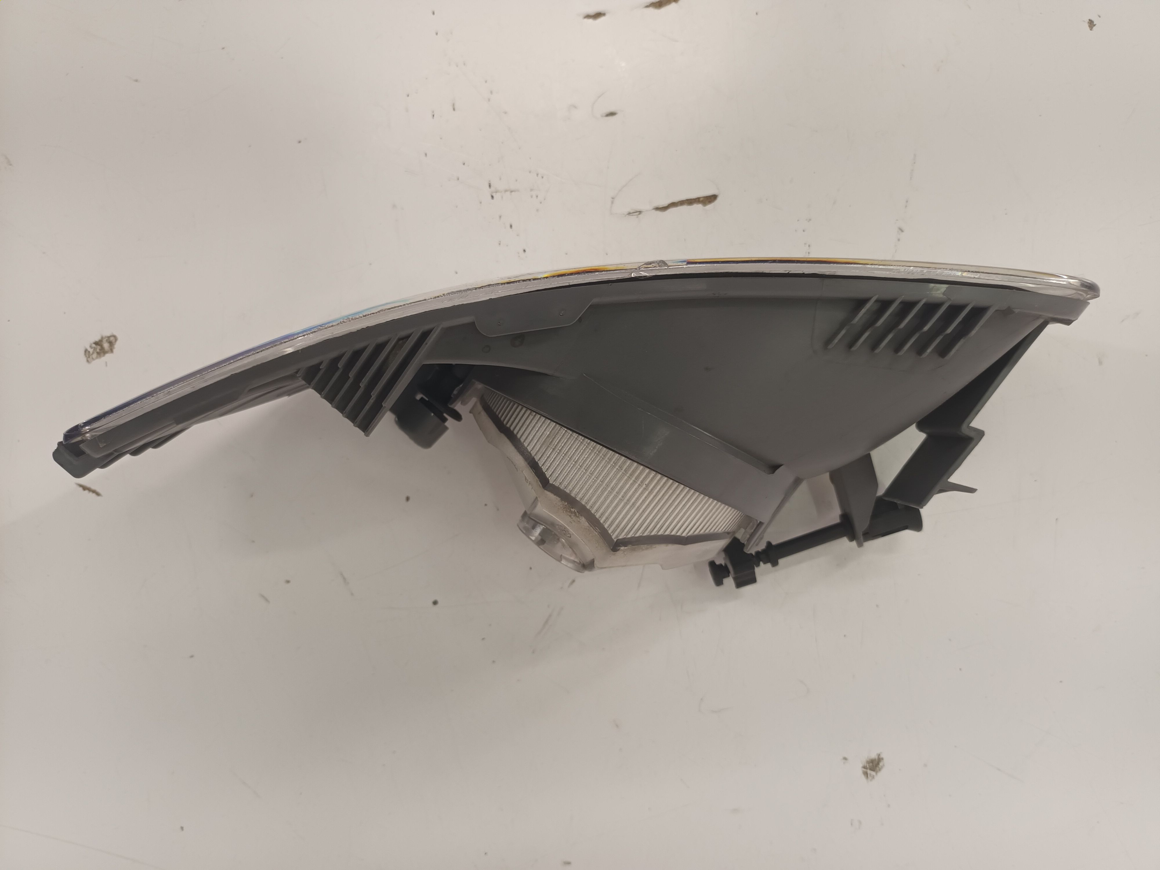 Skoda Superb udutuli/ fog light - pilt 4