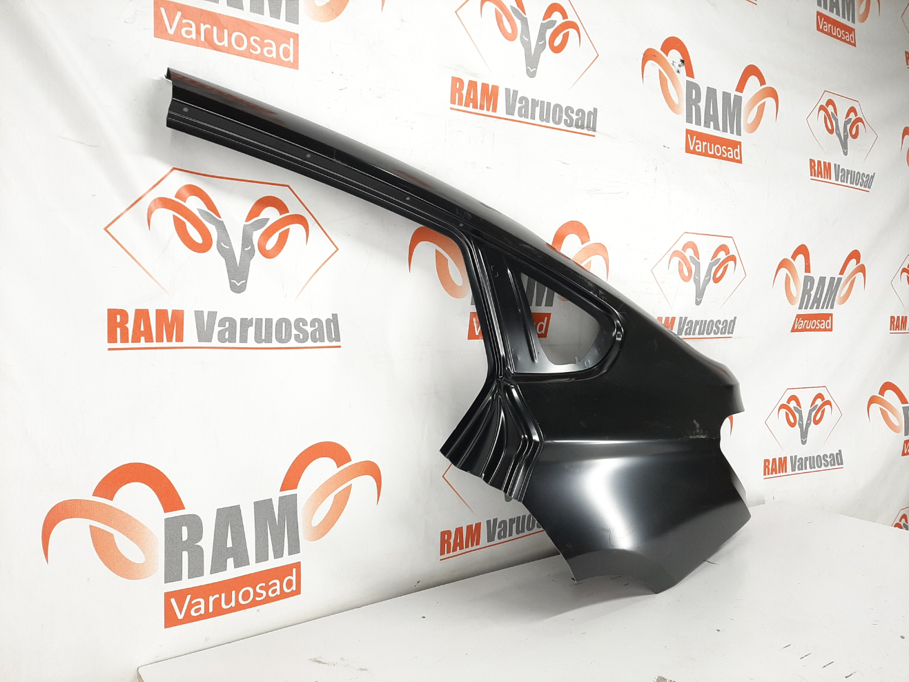 BMW 5 GT F07 tagatiib/ rear fender - pilt 2