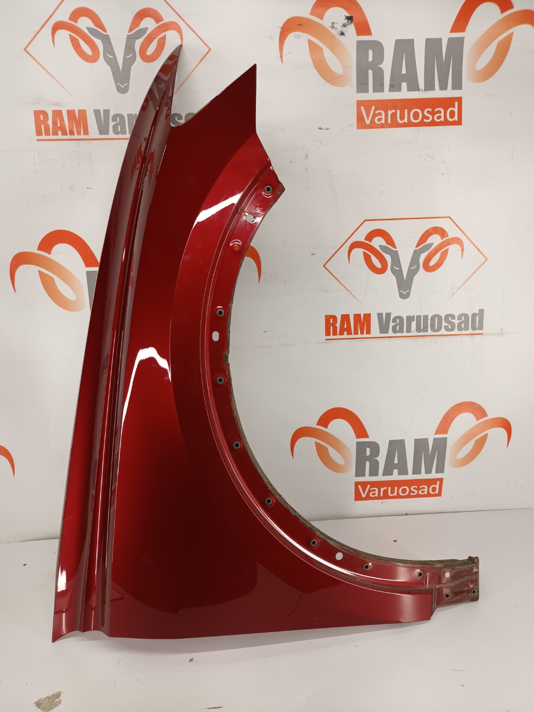 Audi Q8 esitiib / front fender - pilt 2