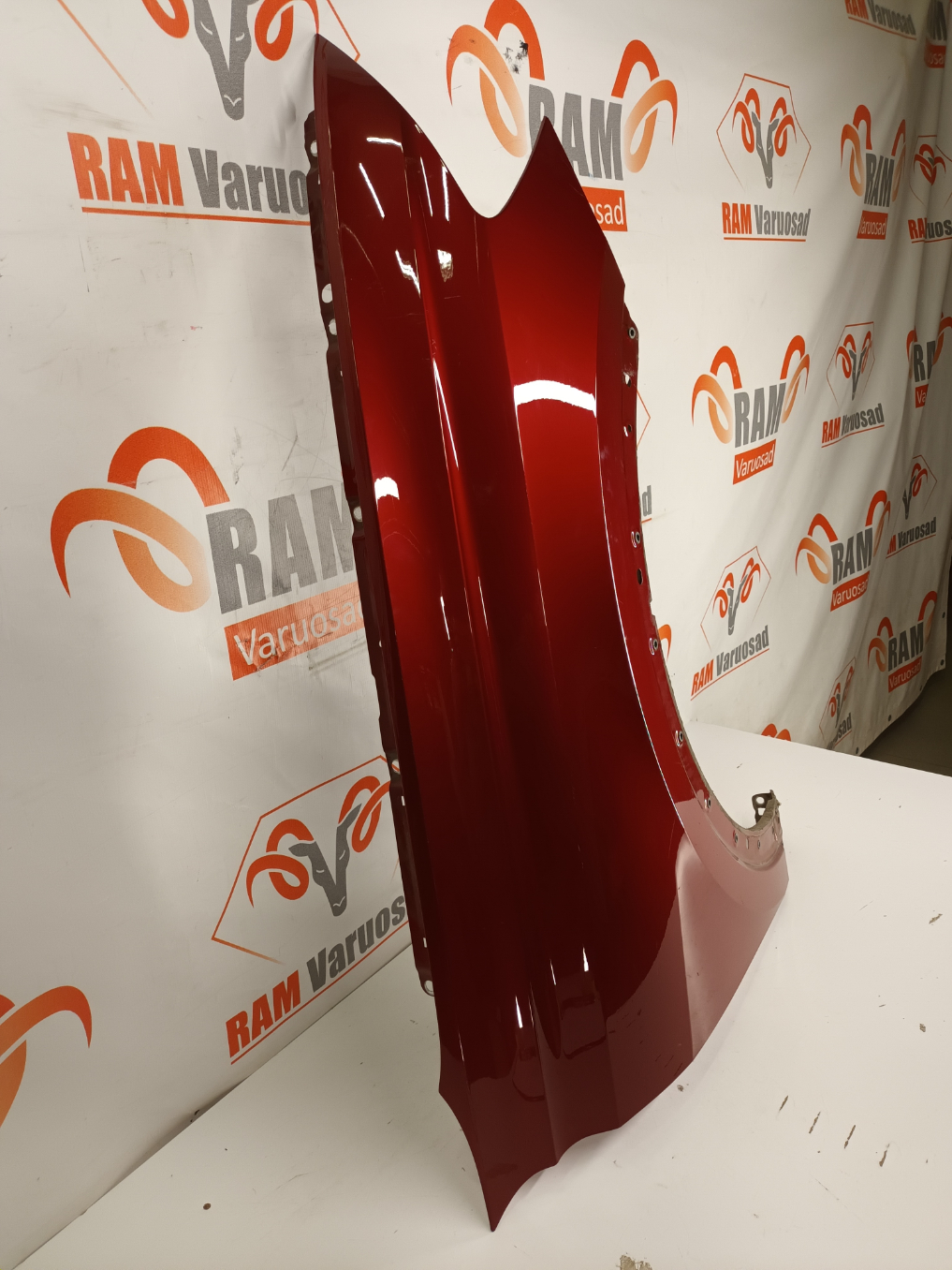 Audi Q8 esitiib / front fender - pilt 4