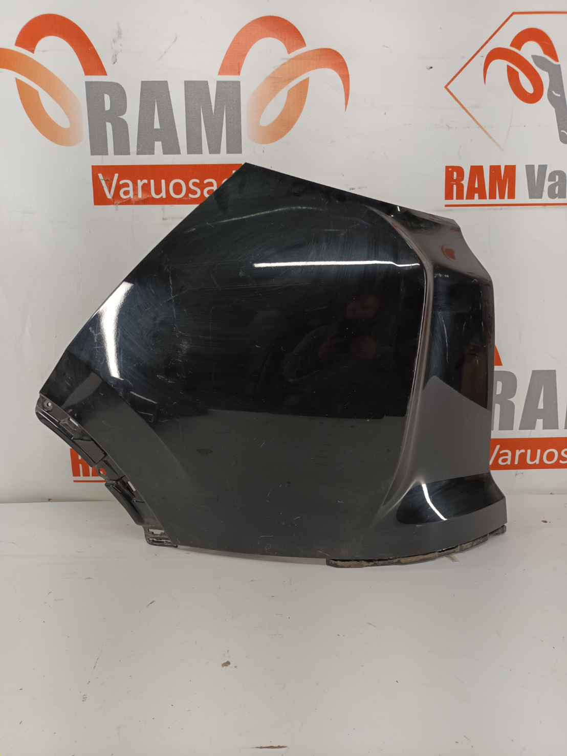 Honda CR-V tagastange nurk/ rear bumper