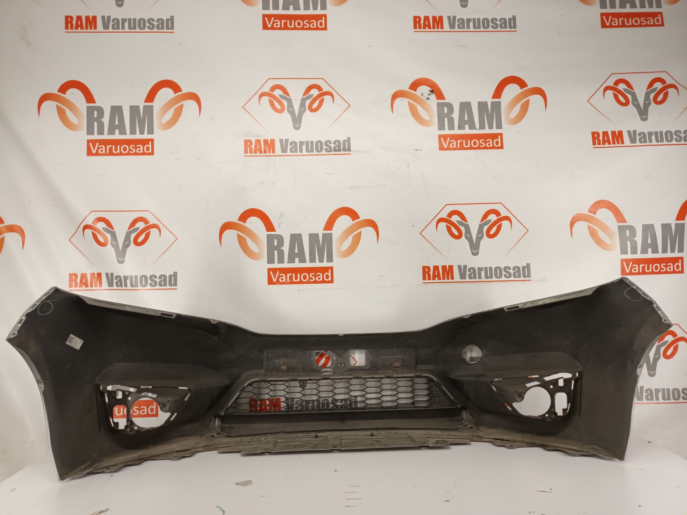 Honda Jazz esistange/ front bumper - pilt 4