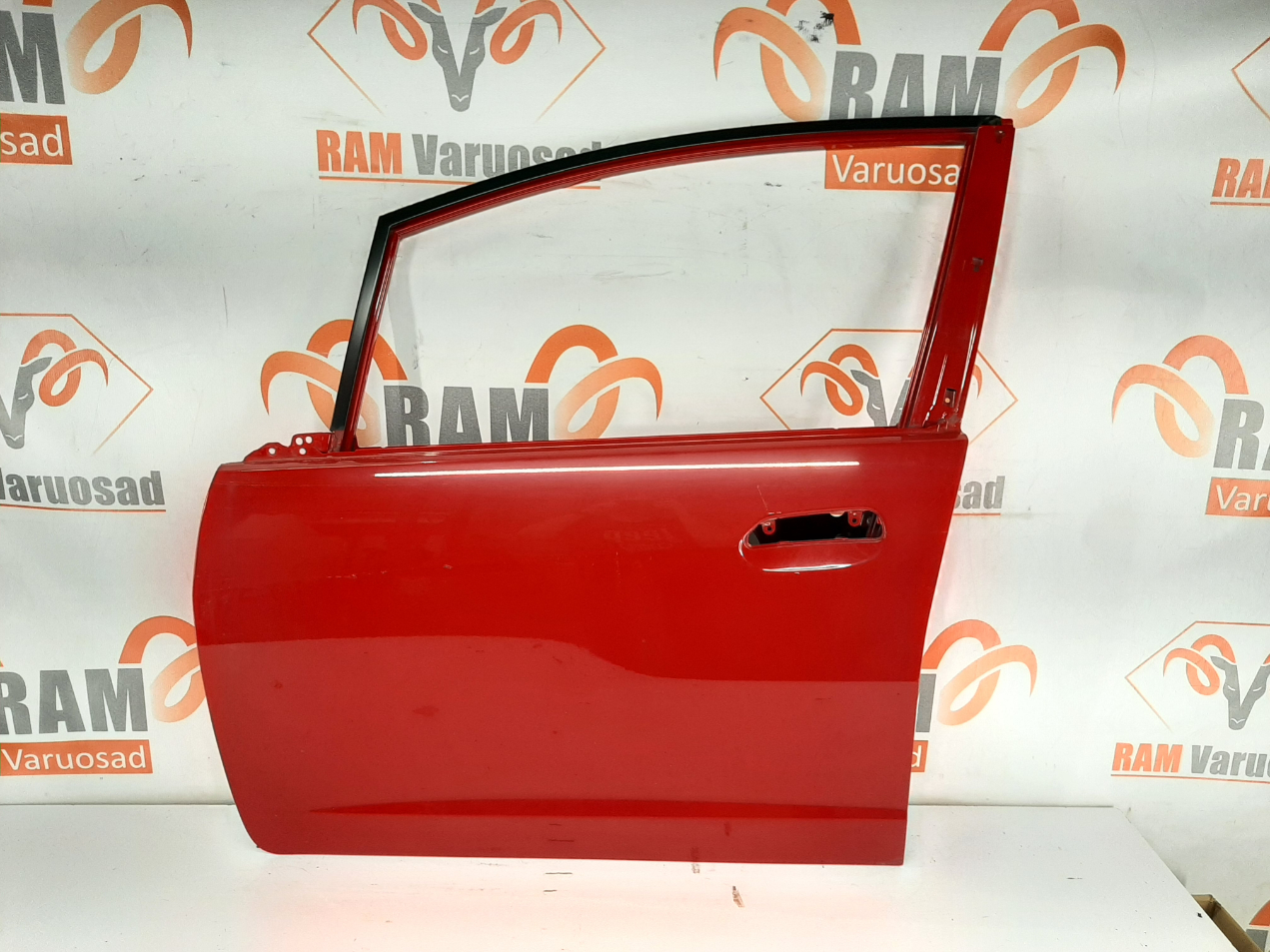 Honda Jazz esiuks / front doors