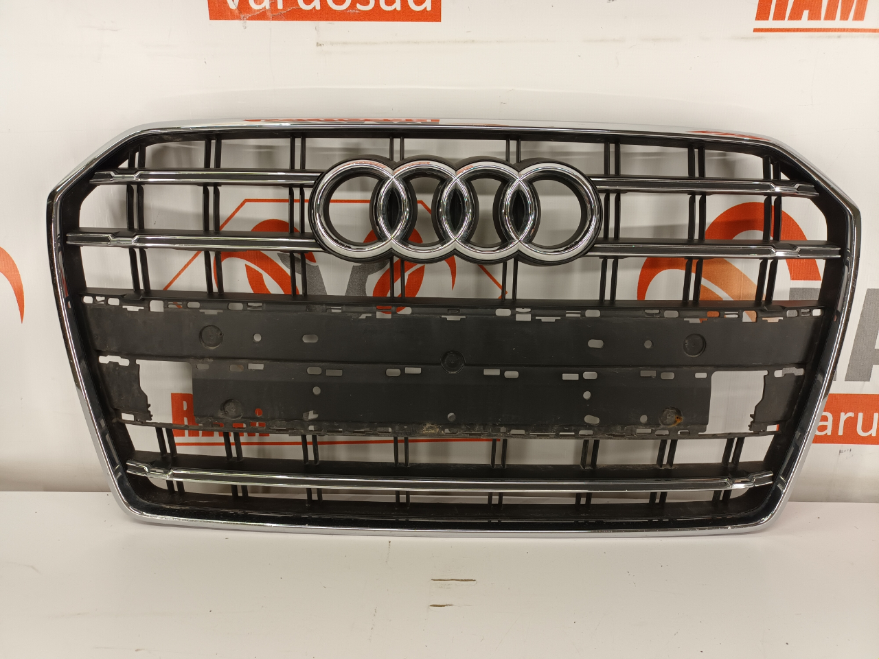 Audi S6 A6 C7 iluvõre / grille