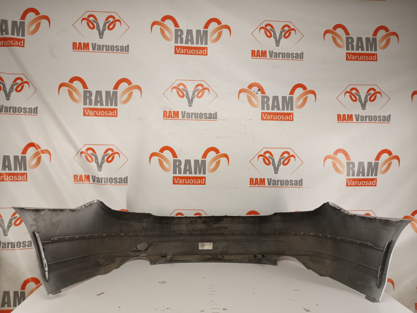 Mercedes C W204 tagastange / rear bumper - pilt 4