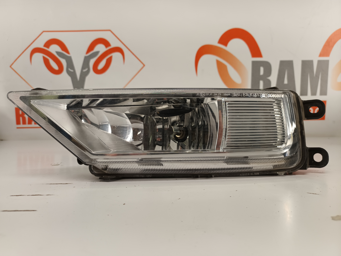 VW Tiguan II udutuli / foglight