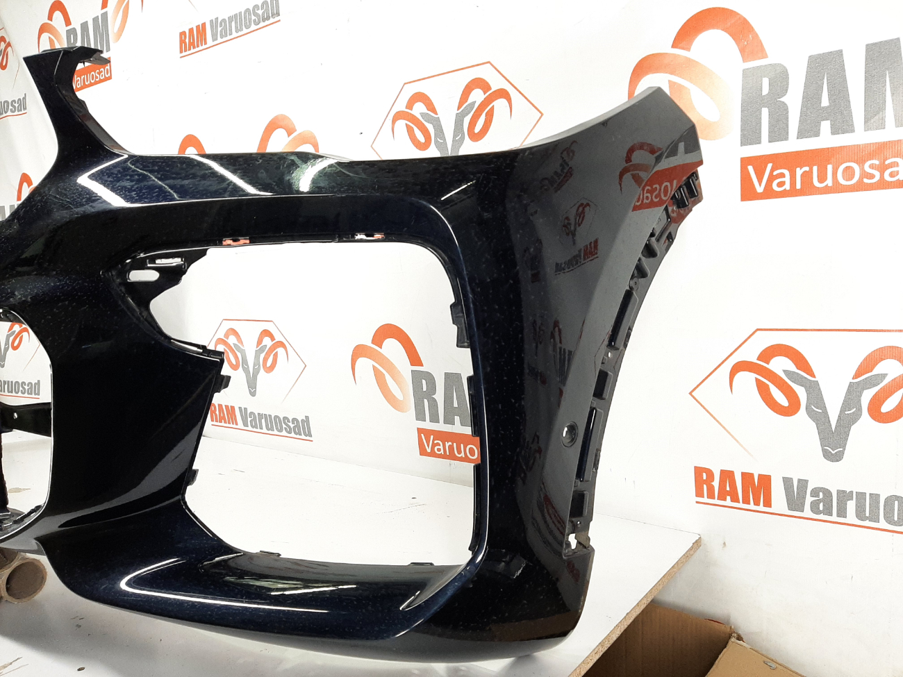 BMW X6 G06 esistange  / front bumper - pilt 3