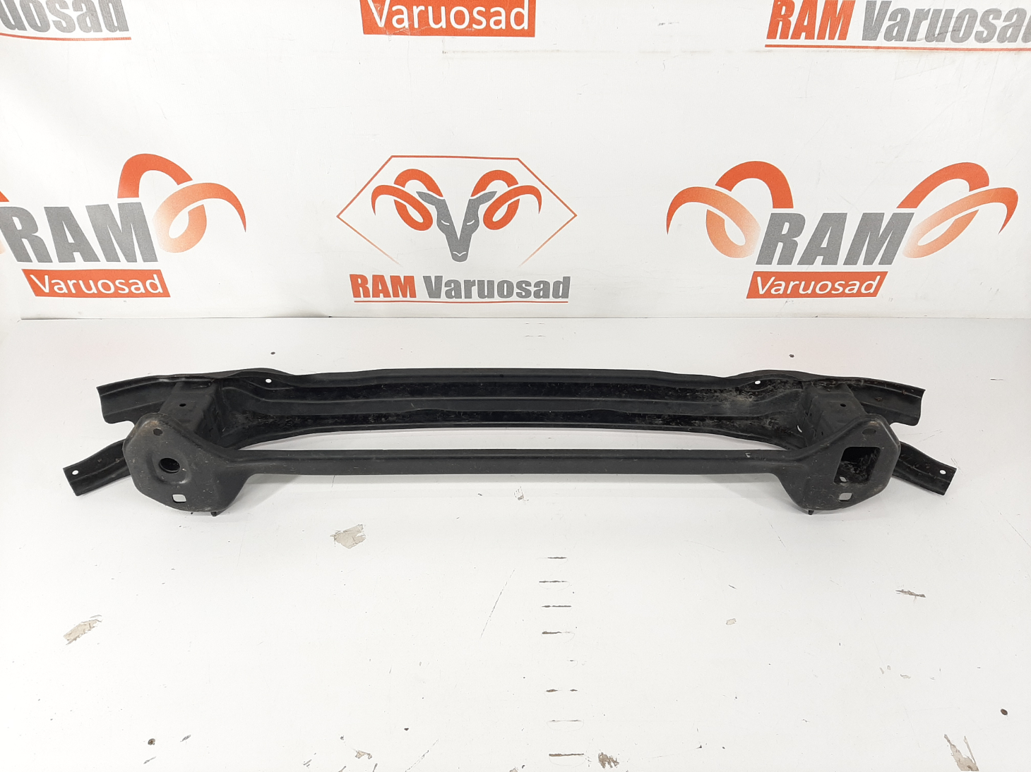 BMW 3 G20/G21 hybrid Tagatala/ rear support - pilt 2