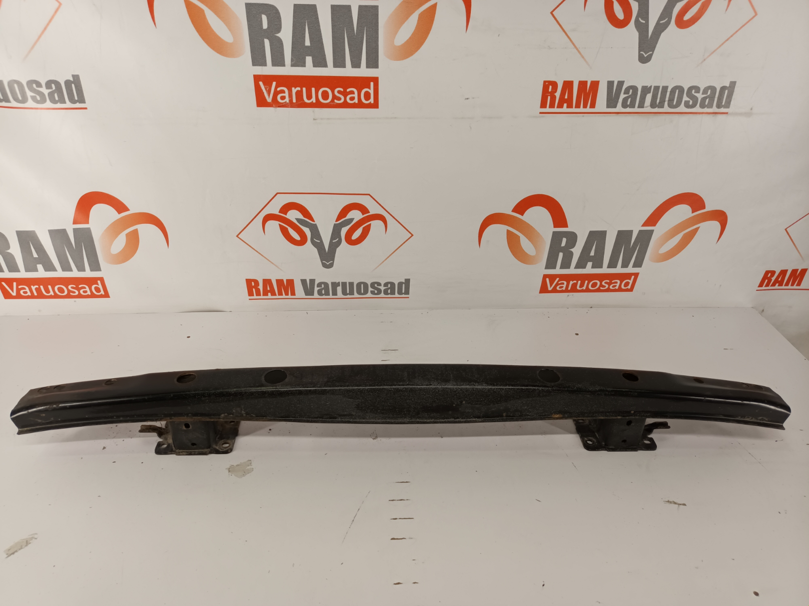Volkswagen Multivan T5 taga tala/ rear crash bar