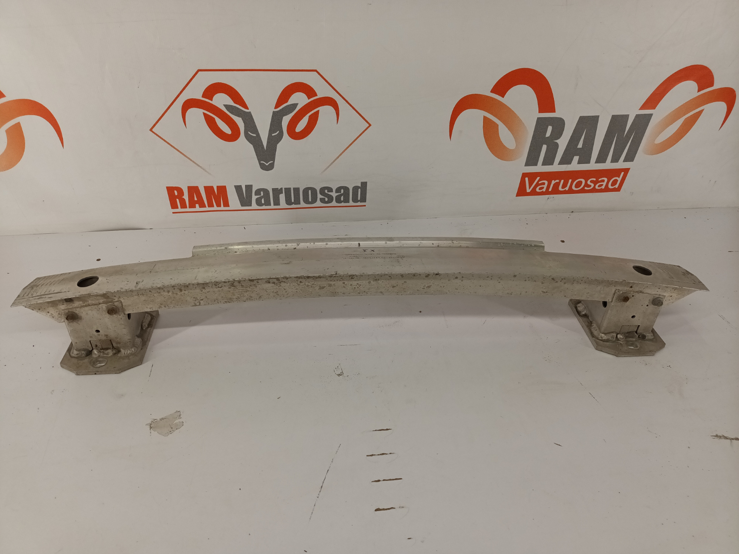 BMW X3 F25 tagastange tala/ rear crash bar - pilt 2