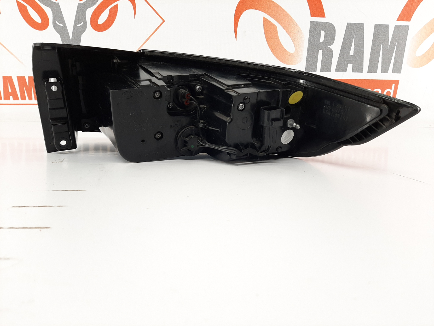 LR Range Rover Evoque FL L538 tagatuli / rear light - pilt 2