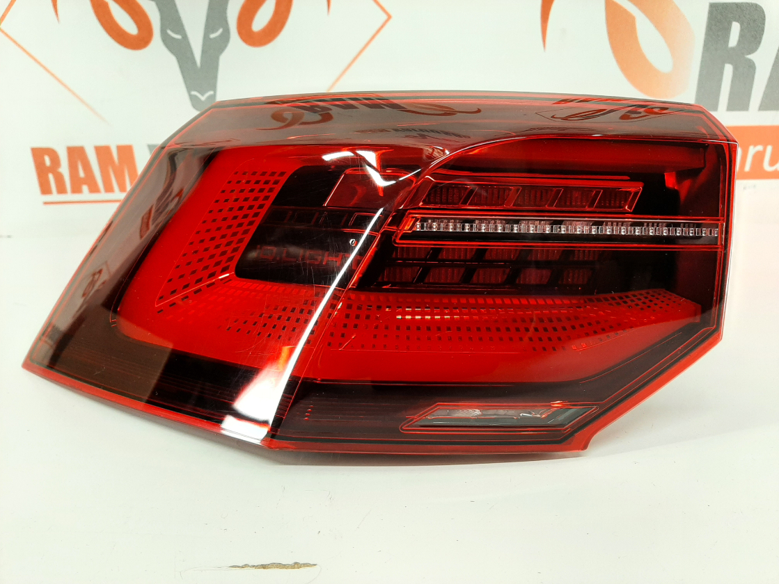 VW Golf VIII IQ tagatuli / rear light