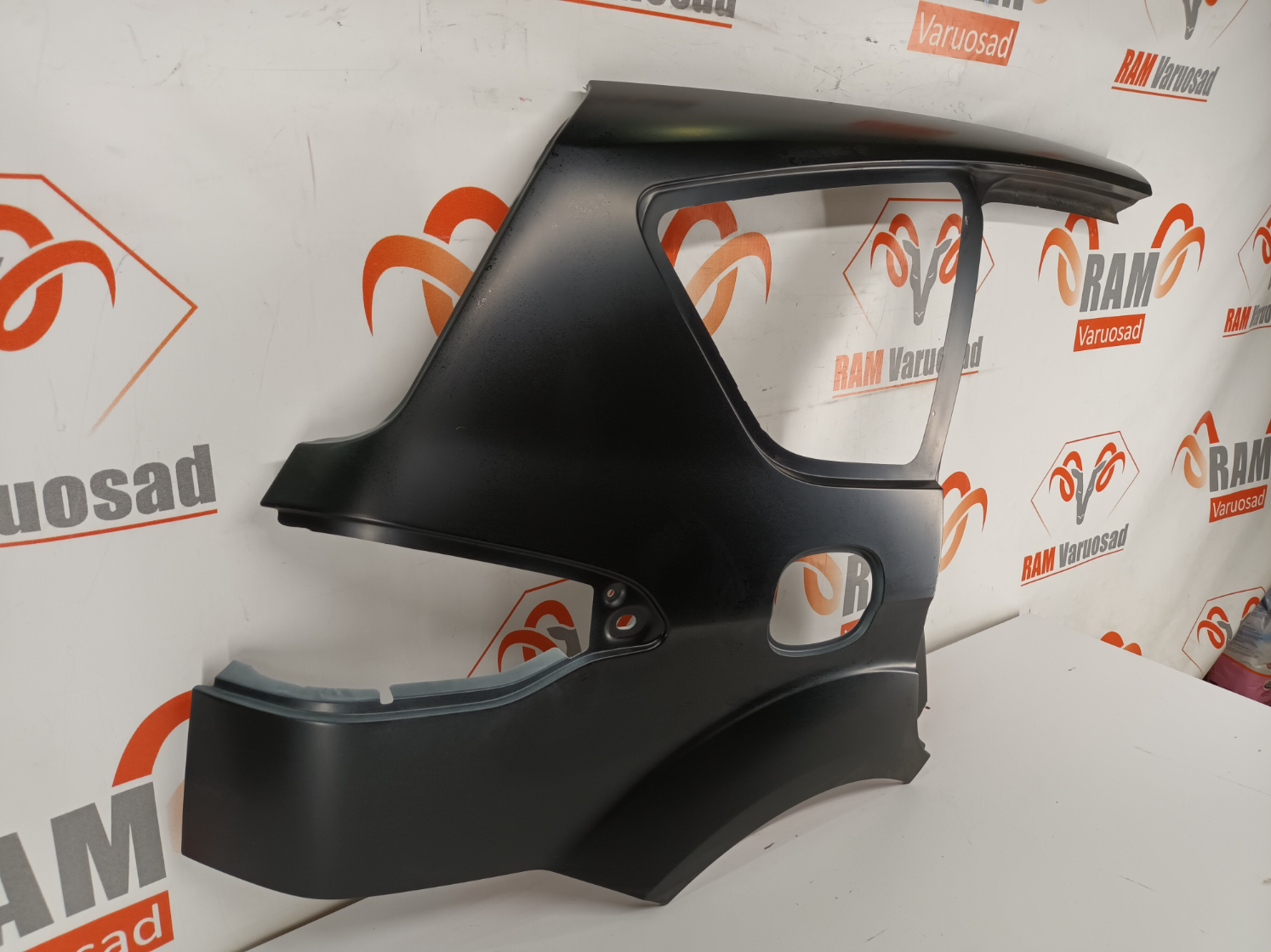 Ford S-Max FL tagatiib / rear fender - pilt 3