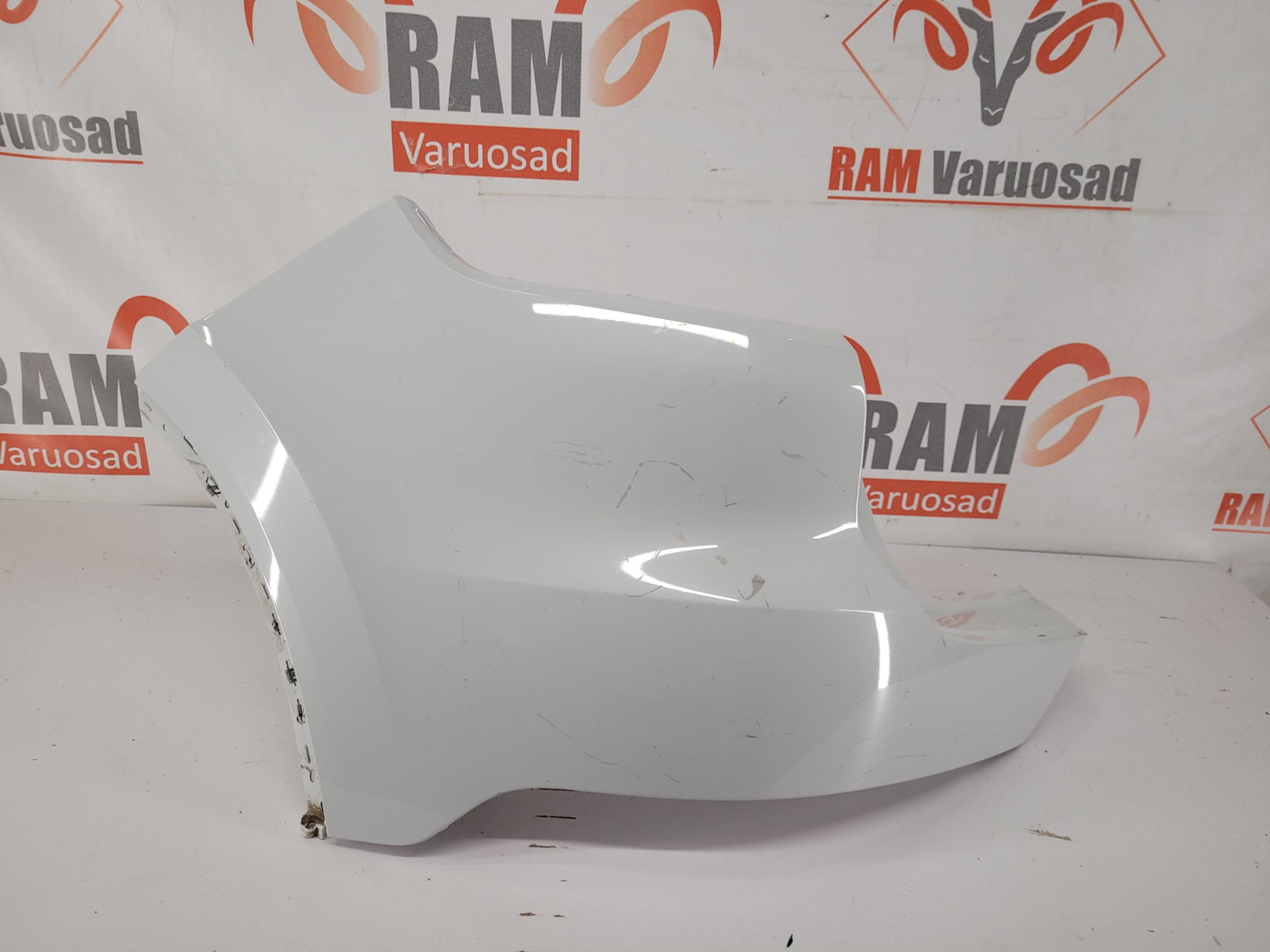Porsche Cayenne coupe tagastange / rear bumper 