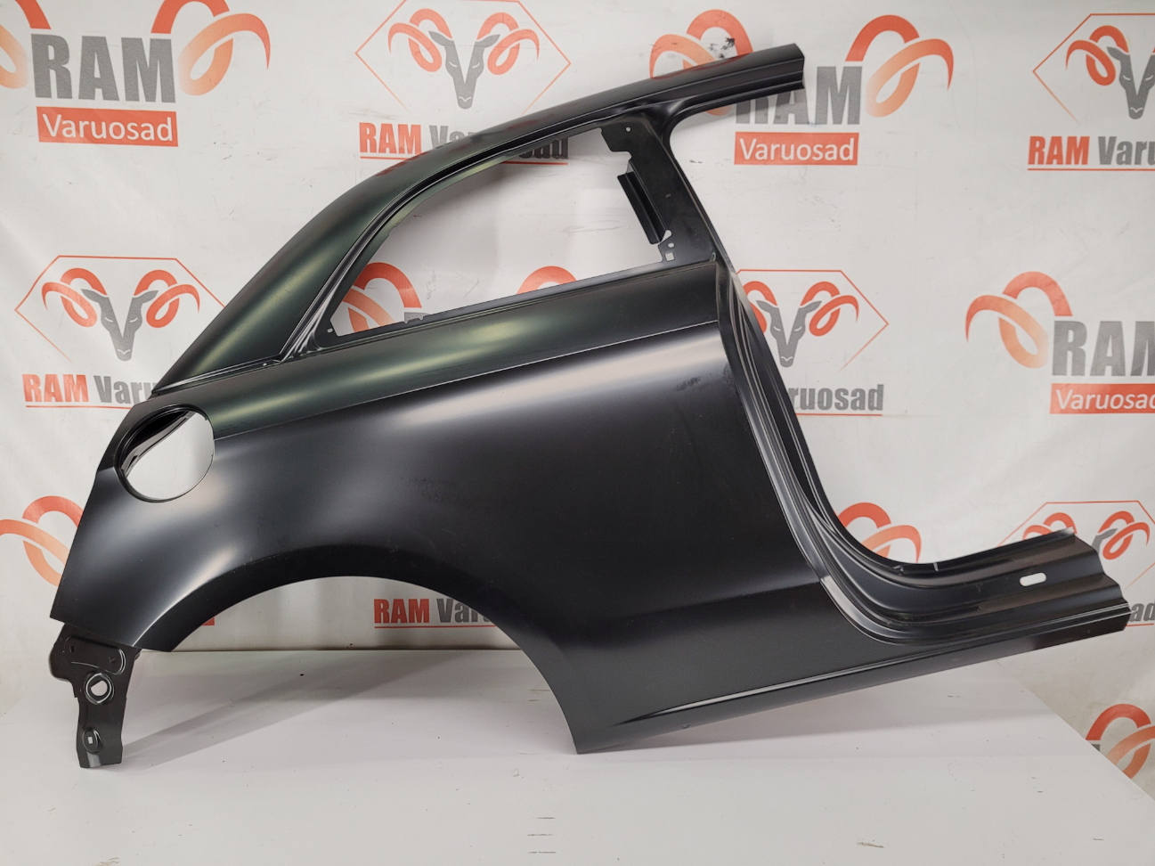 Audi A1 tagatiib / rear fender