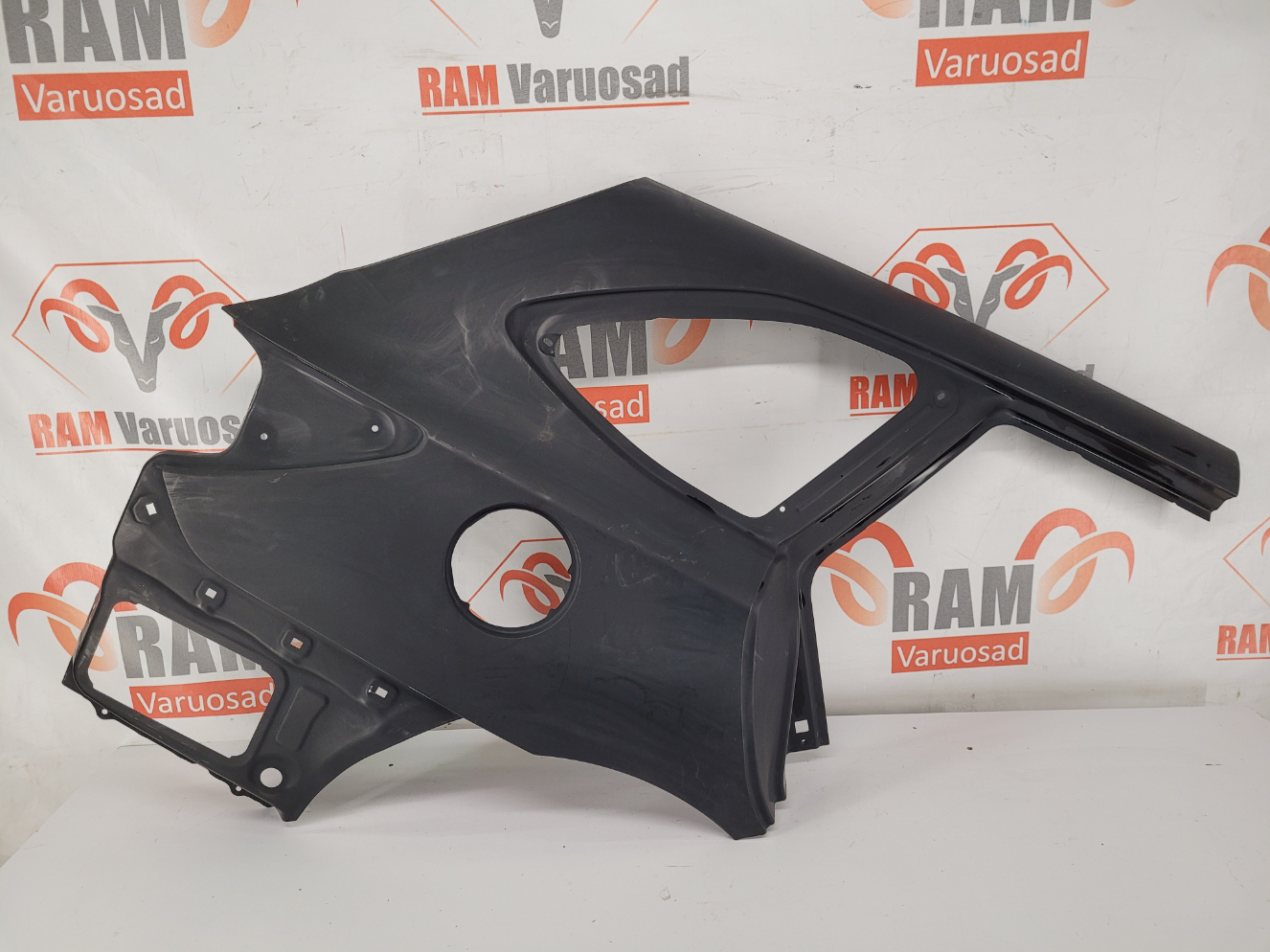 Subaru Outback 14- tagatiib / rear fender